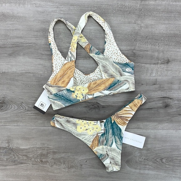 ☀️RIP CURL☀️ TROPIC SOL REVERSIBLE SKIMPY BIKINI SET - Picture 10 of 14